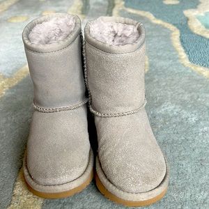 Authentic Girls silver Uggs size toddler 8
